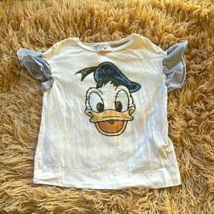 Mona Lisa, little girls, Donald Duck T-shirt